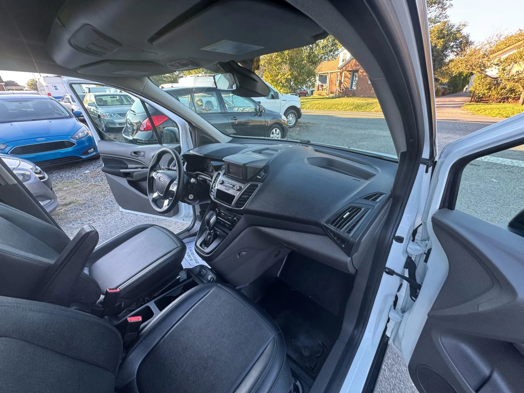 Used 2019 Ford Transit Connect XL FWD image 32