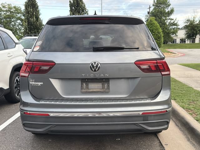 Used 2024 Volkswagen Tiguan SE FWD image 6