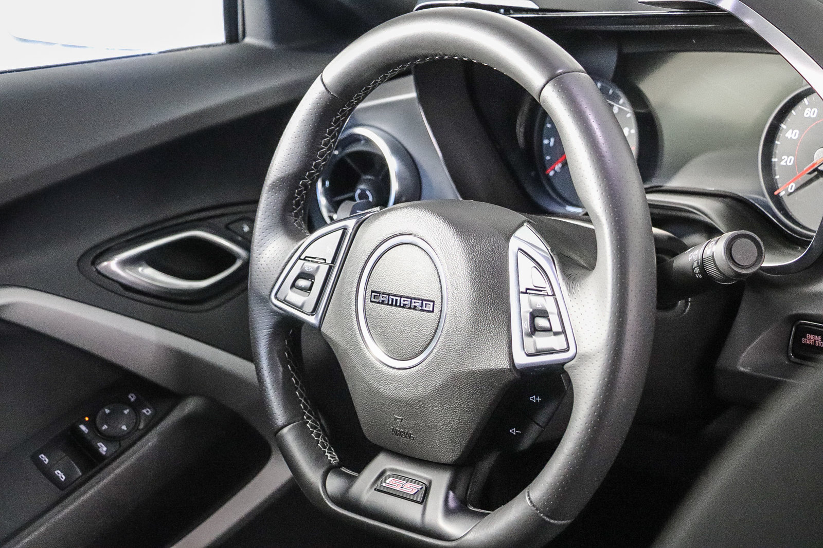 Used 2023 Chevrolet Camaro SS RWD image 16