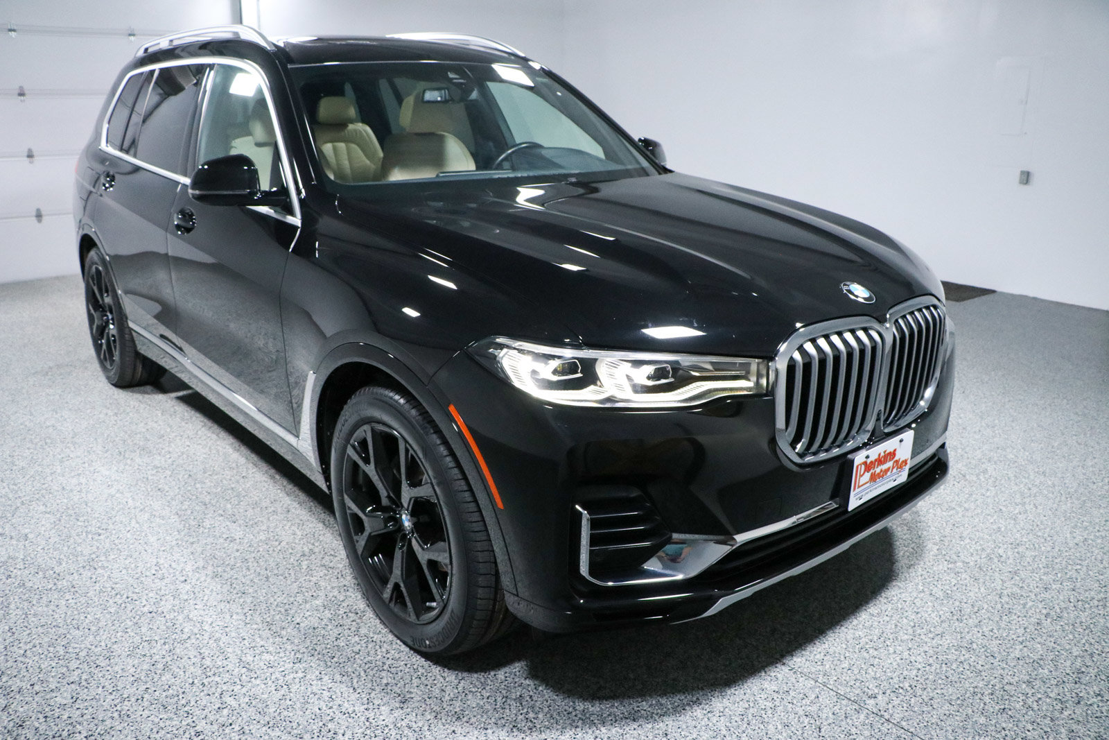 Used 2022 BMW X7 xDrive40i w/ Cold Weather Package image 5