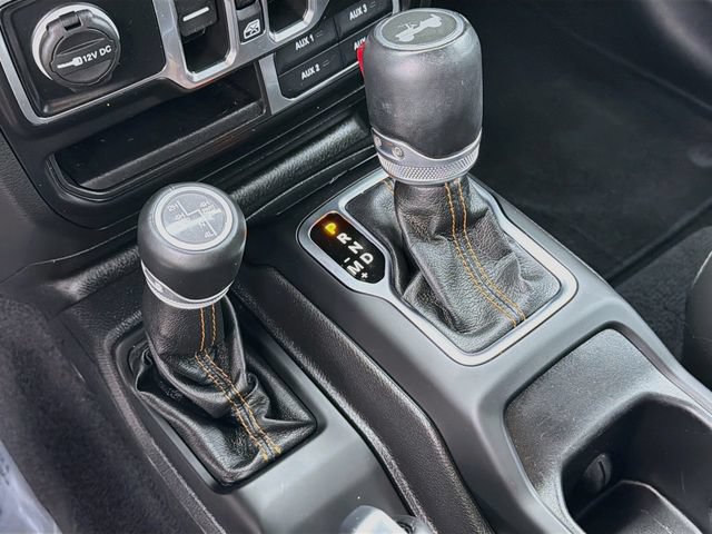 Used 2022 Jeep Wrangler Unlimited Sahara AWD/4WD image 18