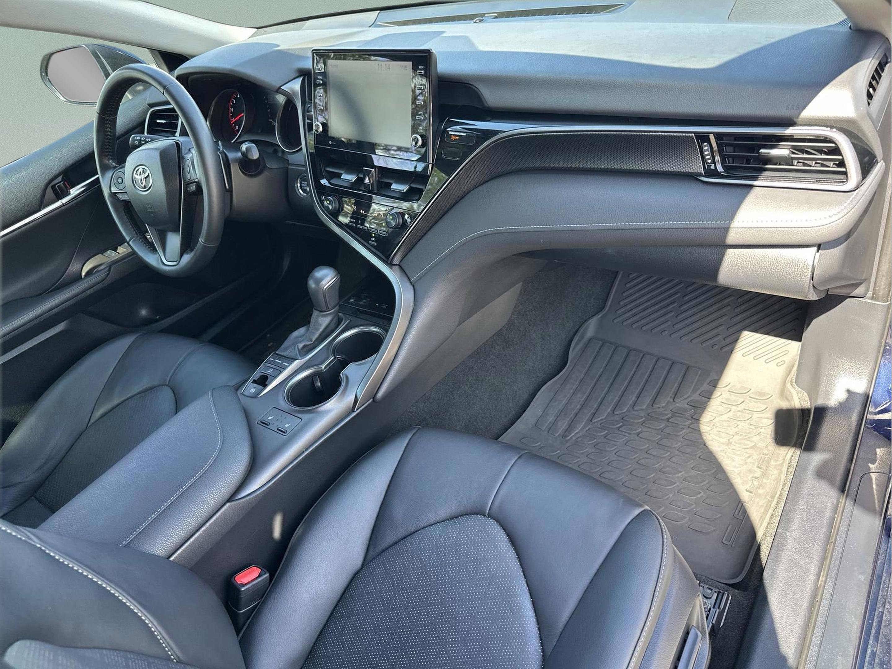 Used 2022 Toyota Camry XSE image 21