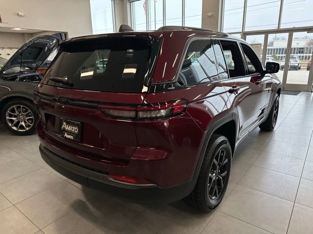New 2026 Jeep Grand Cherokee Altitude image 6