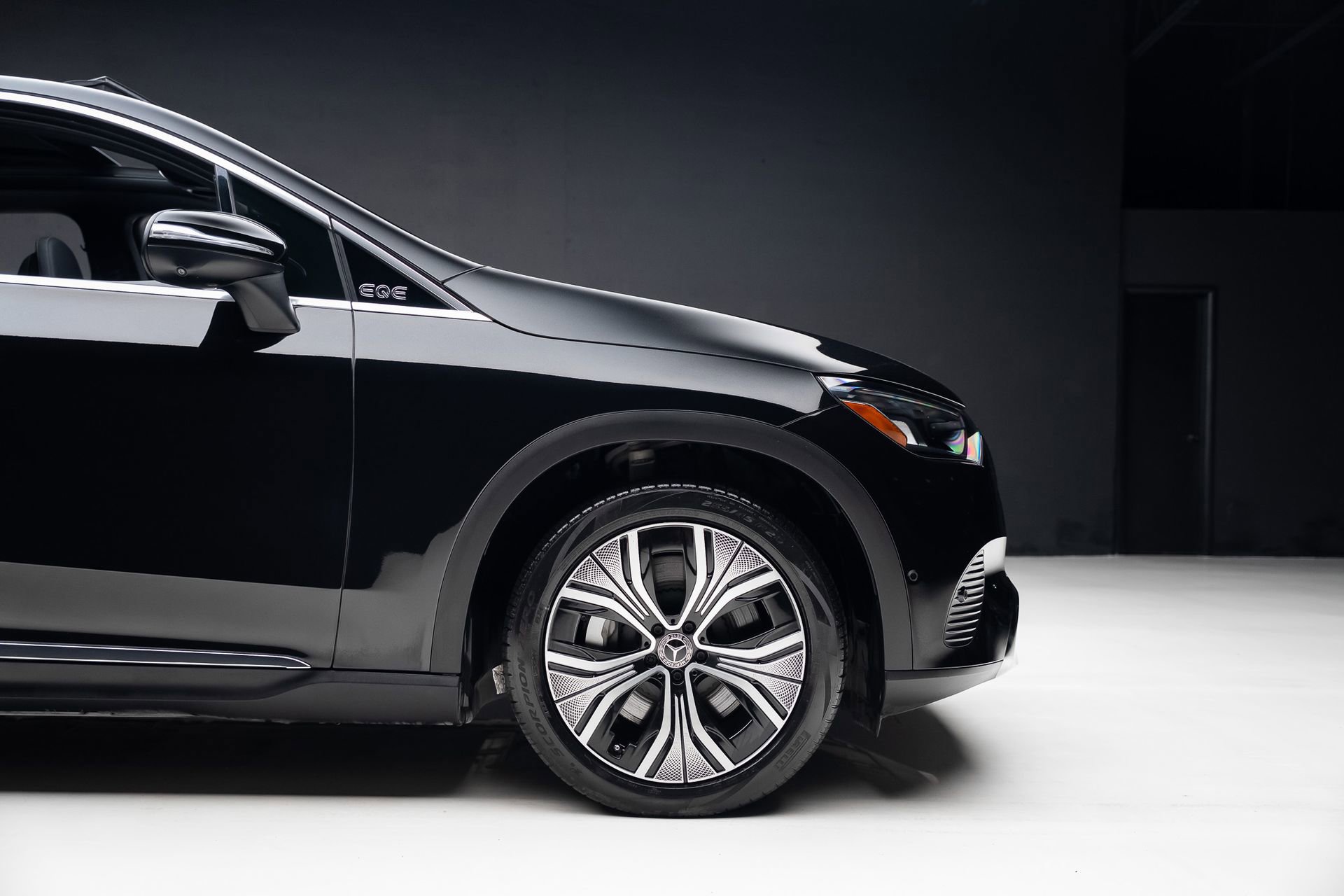 Used 2023 Mercedes-Benz EQE 350+ 4MATIC SUV image 39