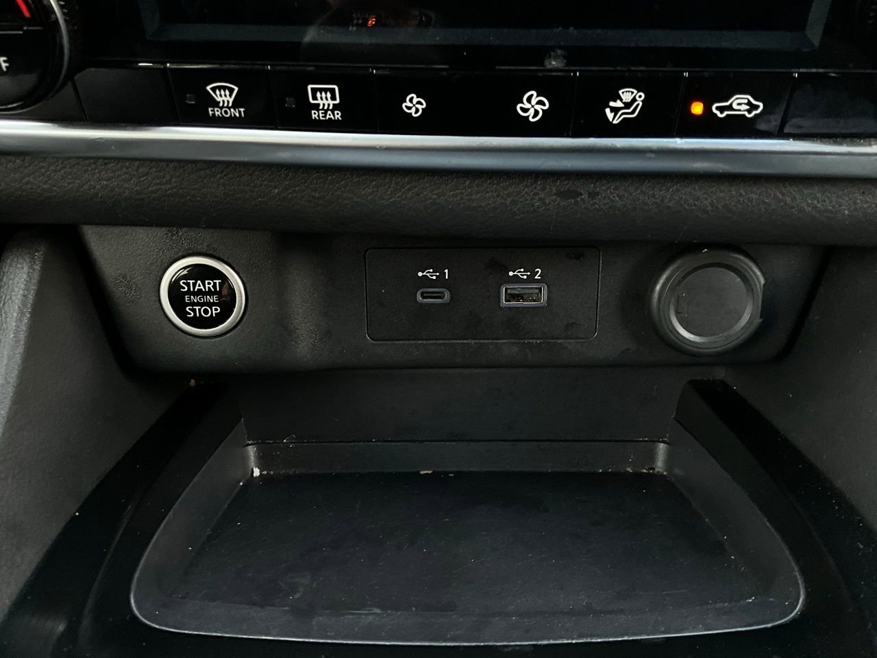 Used 2023 Nissan Rogue SV image 25