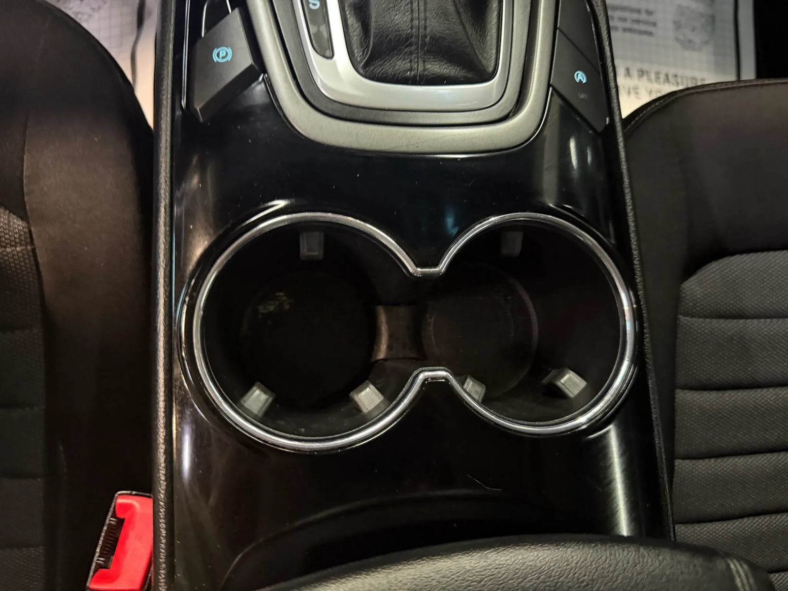 Used 2018 Ford Edge SE FWD image 42