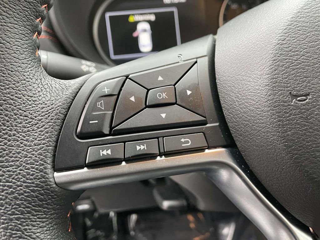 Used 2025 Nissan Versa SR w/ Trunk Package image 19