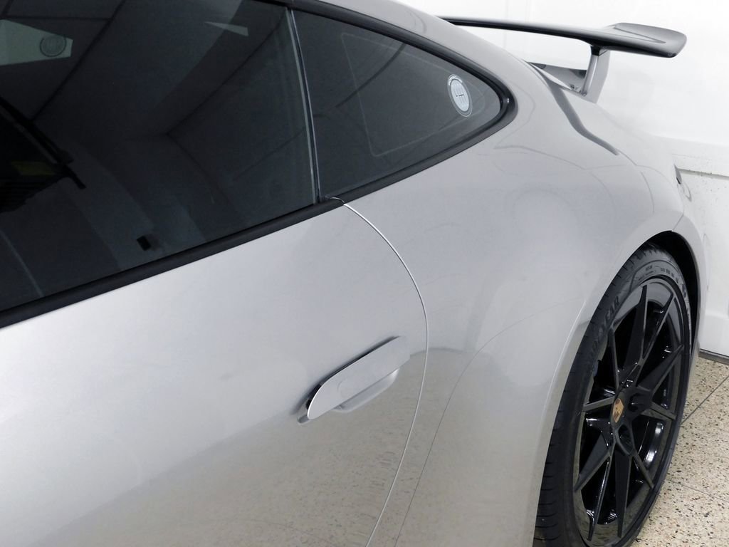 Used 2025 Porsche 911 Carrera T image 31