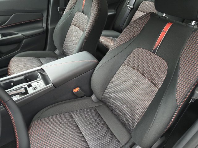 New 2027 Nissan Sentra SR w/ SR Premium Package FWD image 22