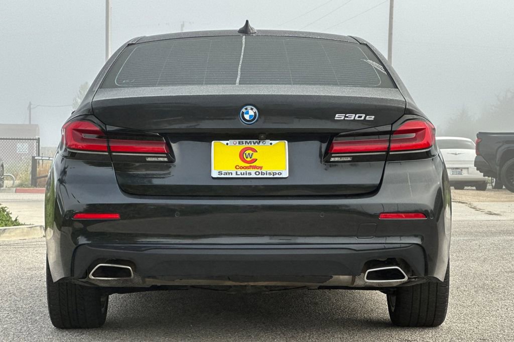 Used 2023 BMW 530e 530e iPerformance w/ Convenience Package image 4