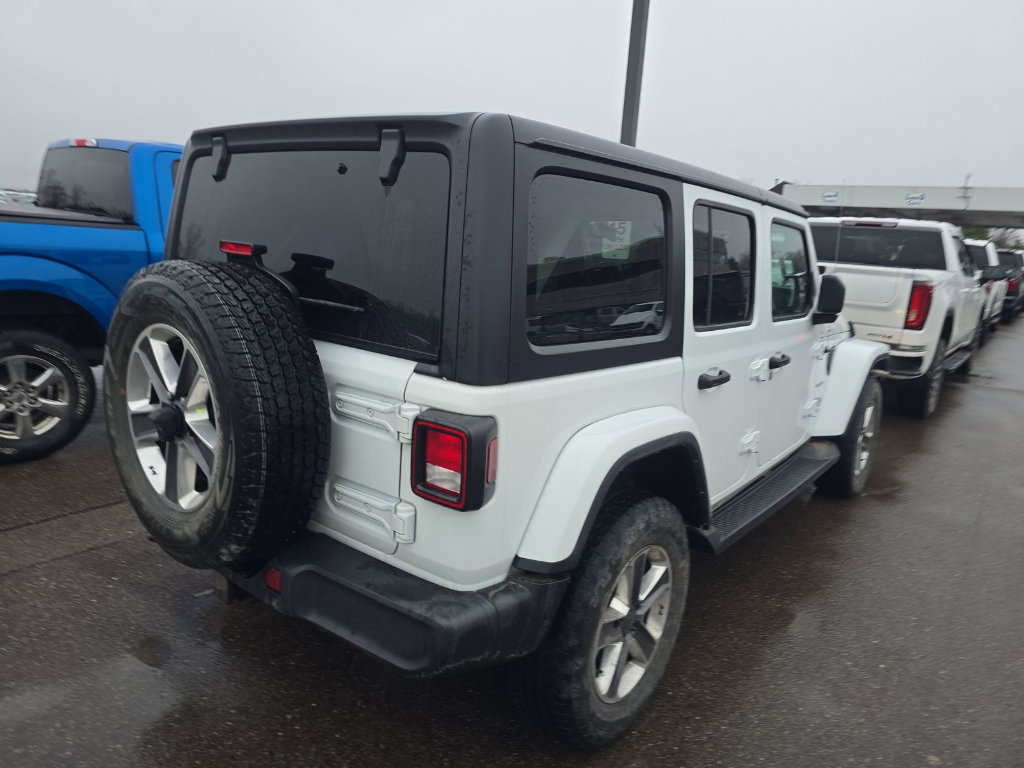Used 2022 Jeep Wrangler Unlimited Sahara w/ Cold Weather Group image 6