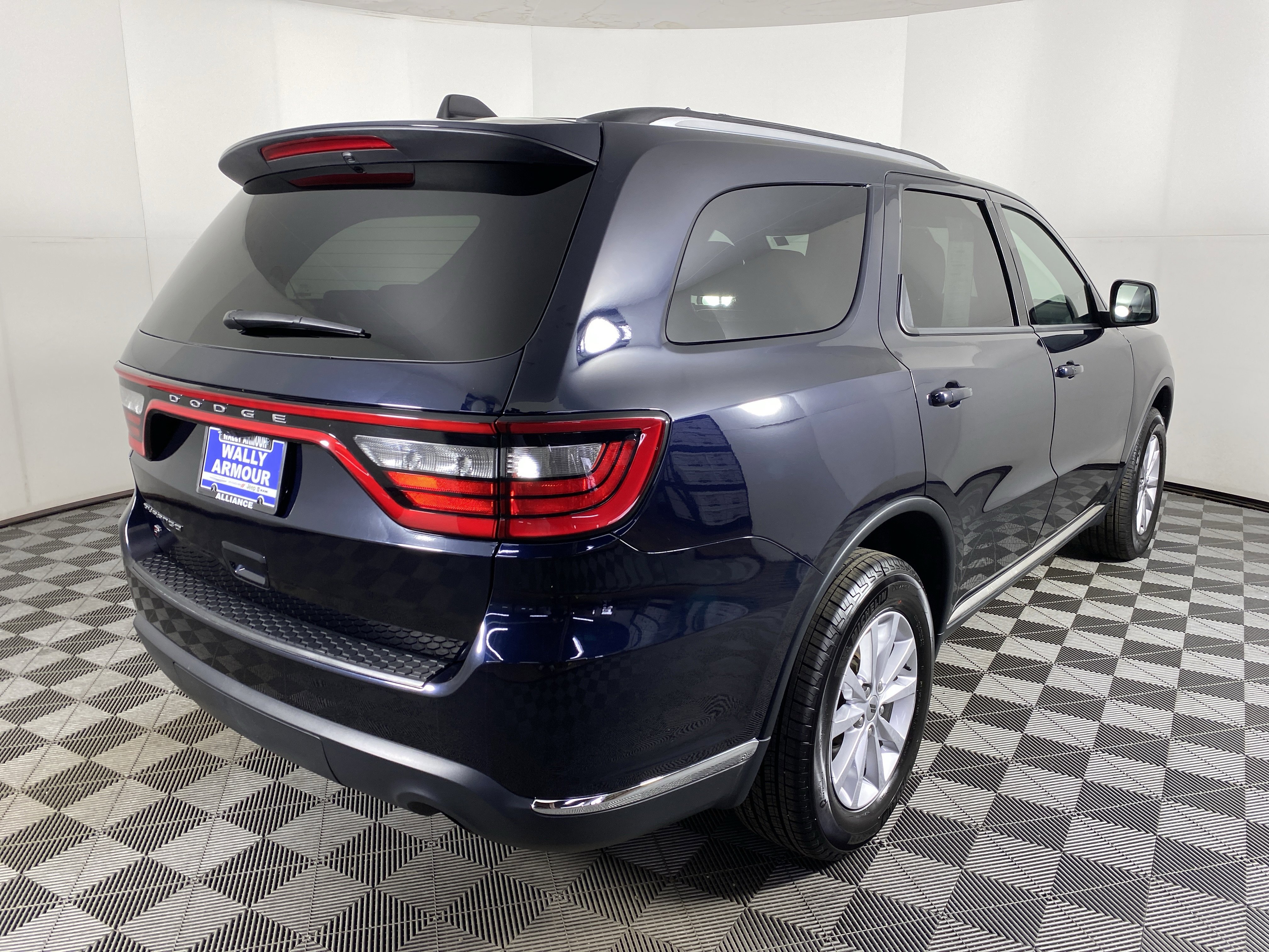 Used 2024 Dodge Durango SXT image 8