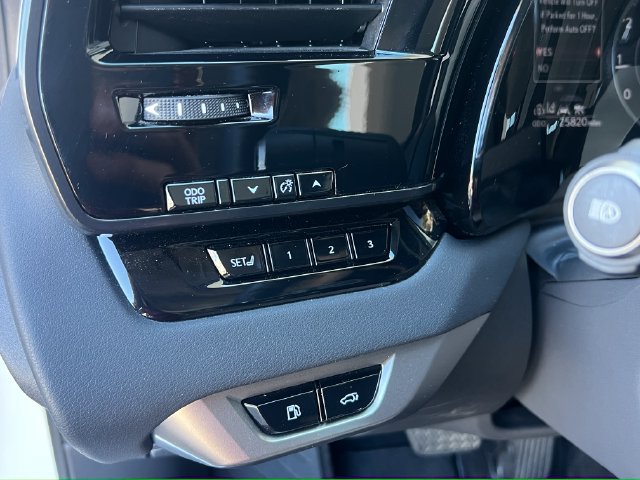 Used 2024 Lexus RX 350 Premium w/ Accessory Package (Z1) FWD image 26