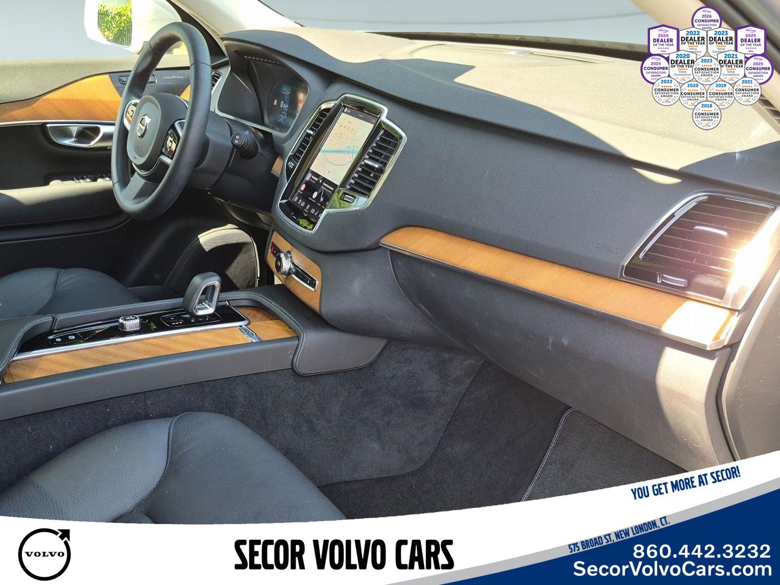 Used 2023 Volvo XC90 B6 Plus AWD/4WD image 29