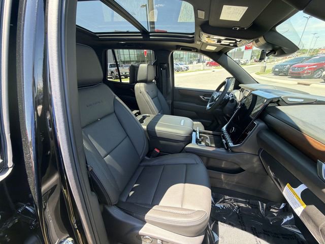New 2026 GMC Yukon Denali w/ Denali Reserve Package AWD/4WD image 22
