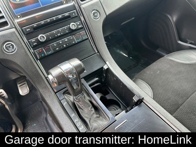 Used 2010 Ford Taurus SHO image 29