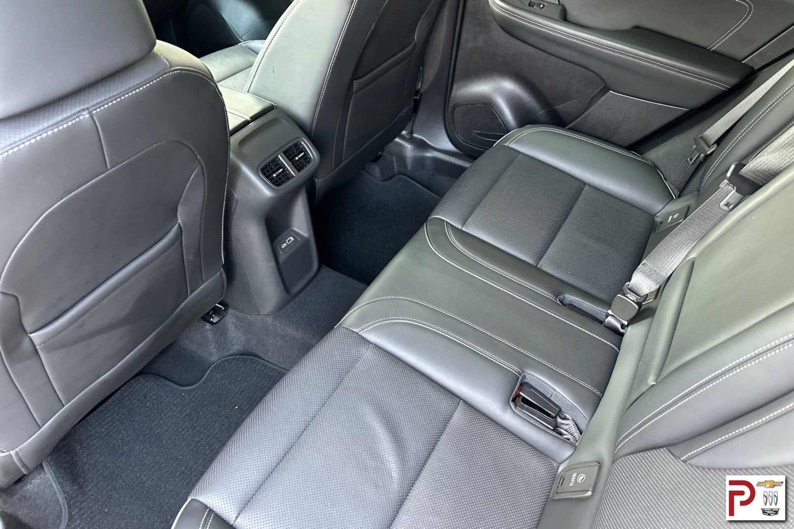 Certified 2023 Buick Envision Essence image 13