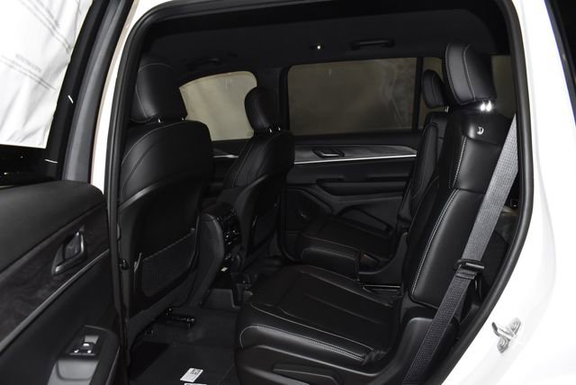 New 2025 Jeep Grand Cherokee L Limited w/ Trailer Tow Package image 26