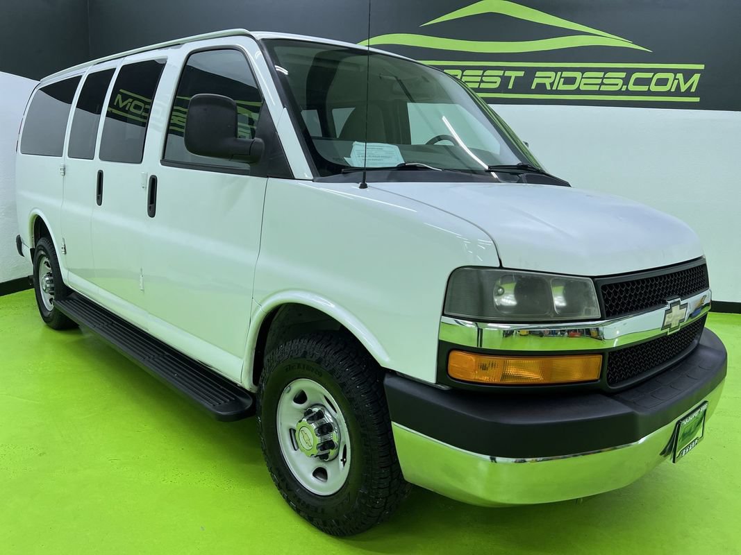 Used 2013 Chevrolet Express 2500 LT w/ LT Preferred Equipment Group RWD image 2