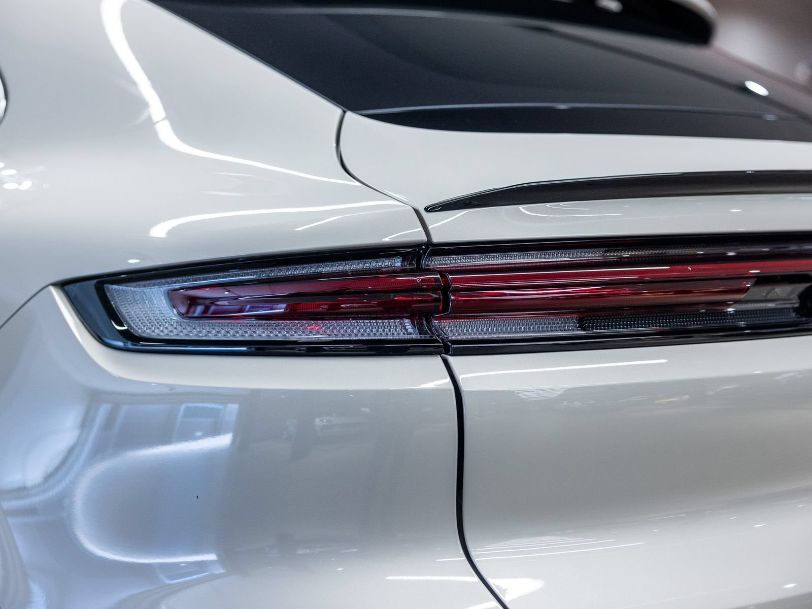 New 2026 Porsche Cayenne Coupe AWD/4WD image 24