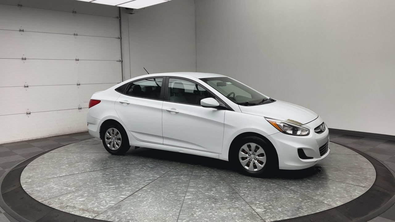 Used 2017 Hyundai Accent SE FWD image 27