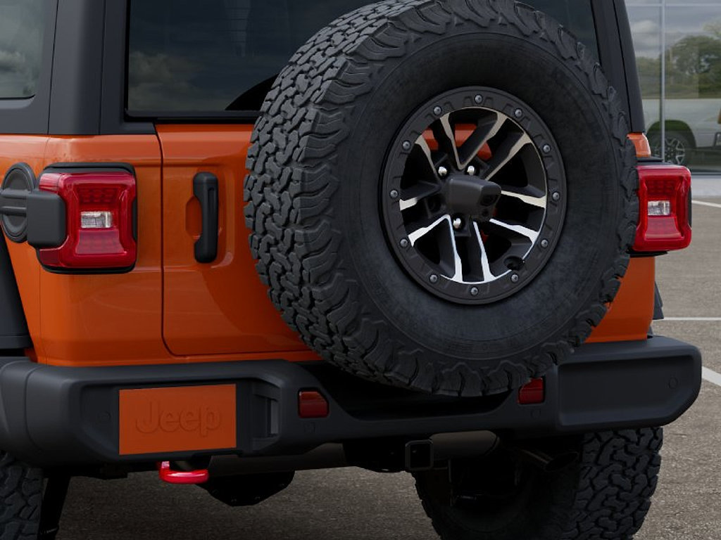New 2026 Jeep Wrangler Unlimited Rubicon w/ Xtreme 35 Tire Package AWD/4WD image 13