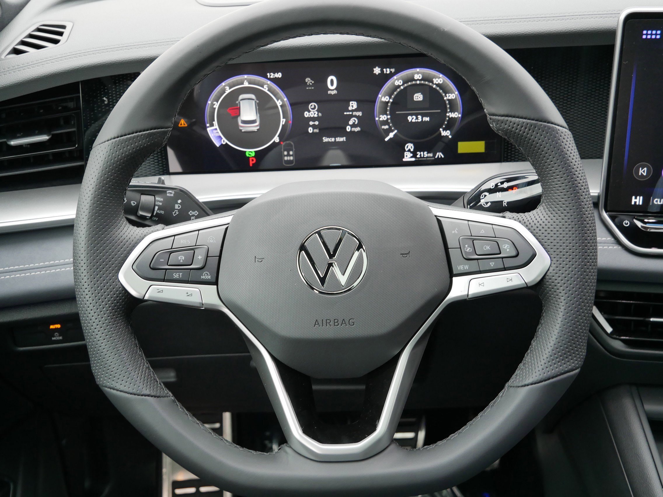 New 2026 Volkswagen Tiguan SE R-Line image 11