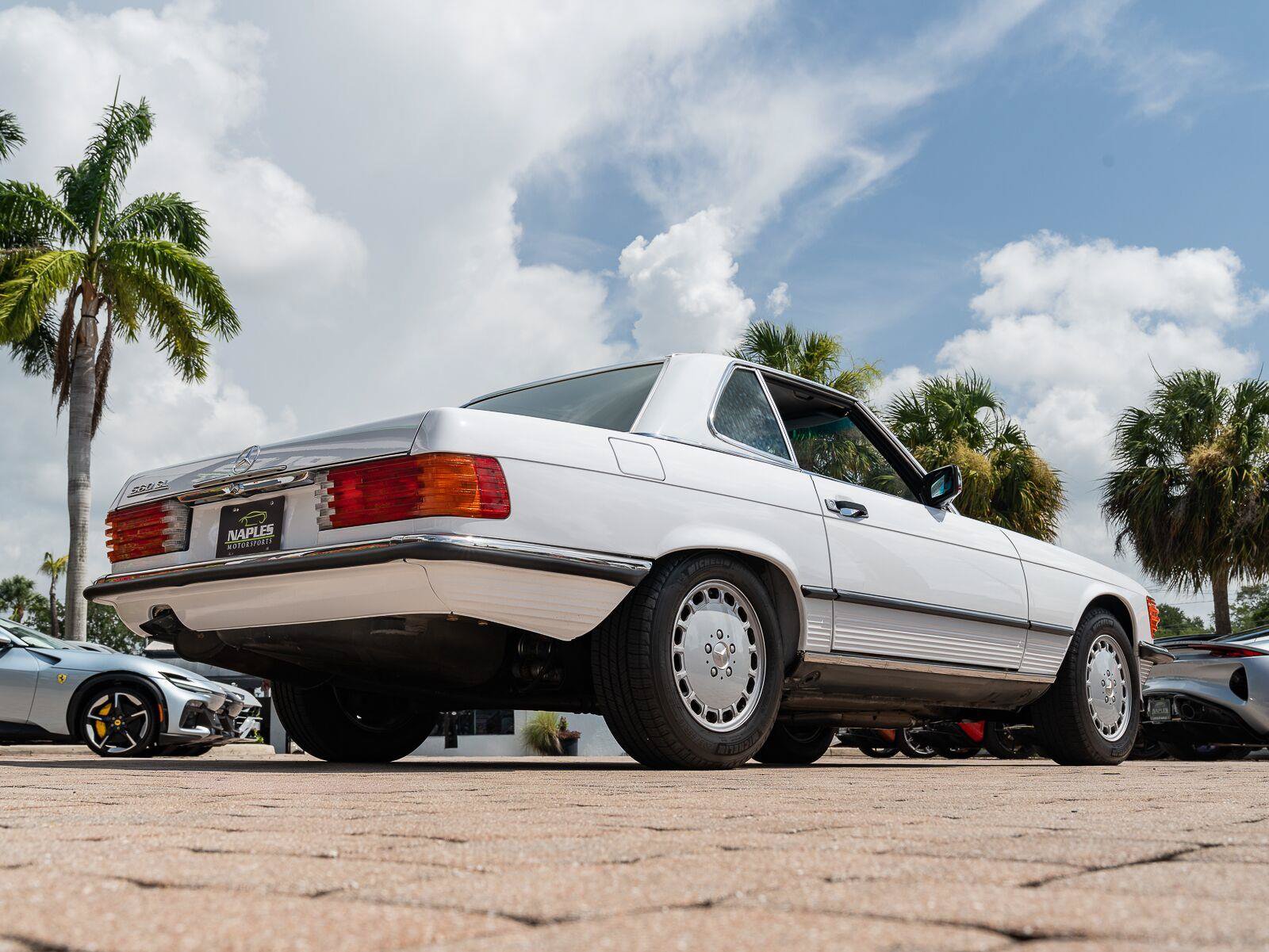 Used 1987 Mercedes-Benz 560 SL image 52