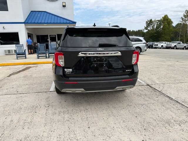 Used 2023 Ford Explorer XLT w/ Equipment Group 202A AWD/4WD image 20