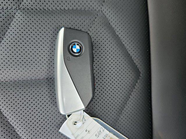 New 2026 BMW 540i xDrive image 37