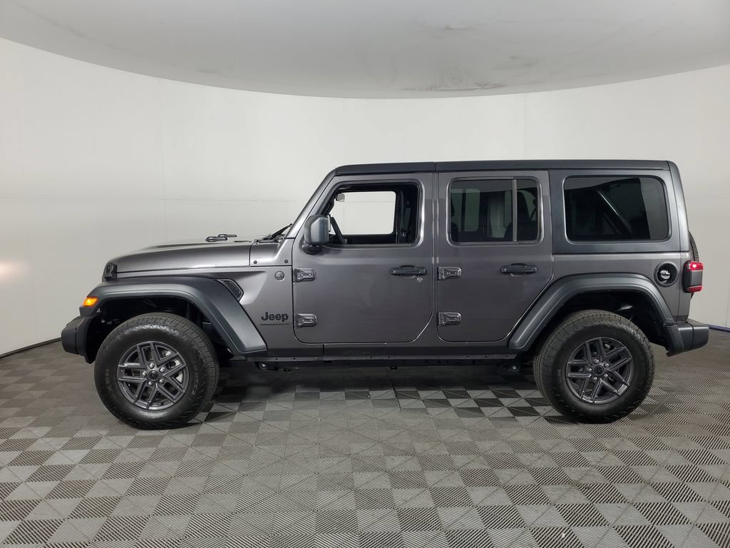 Used 2026 Jeep Wrangler Unlimited Sport AWD/4WD image 7