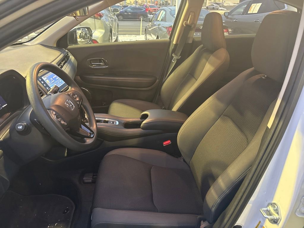 Used 2022 Honda HR-V EX image 9