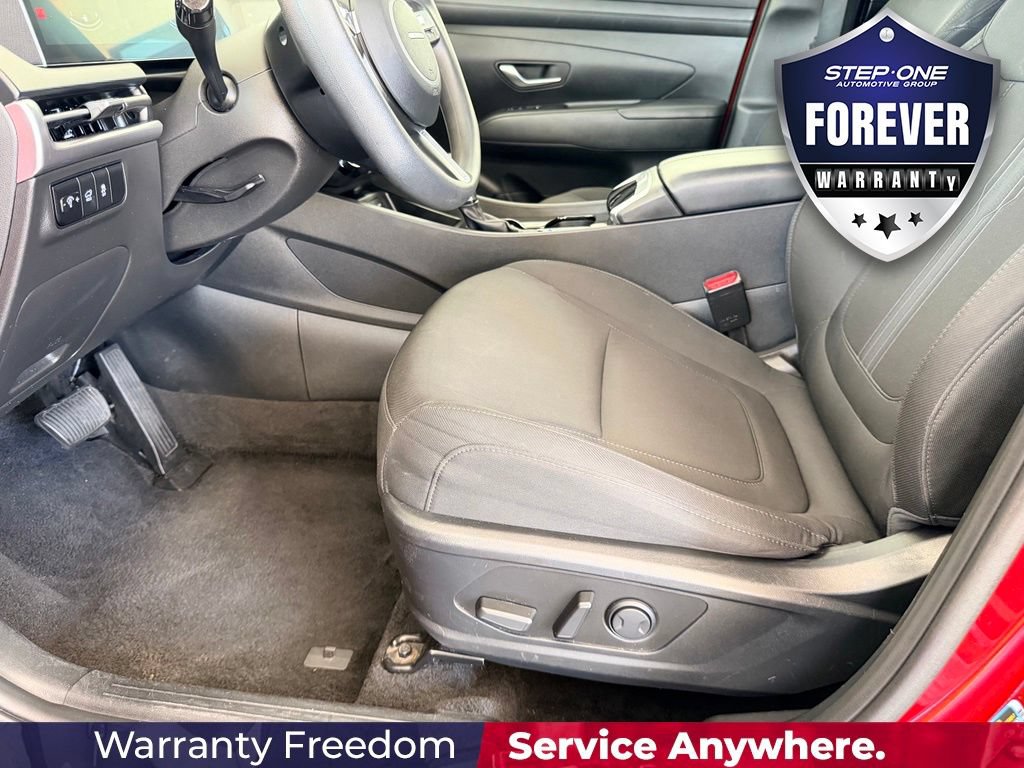 Used 2025 Hyundai Tucson SEL FWD image 13