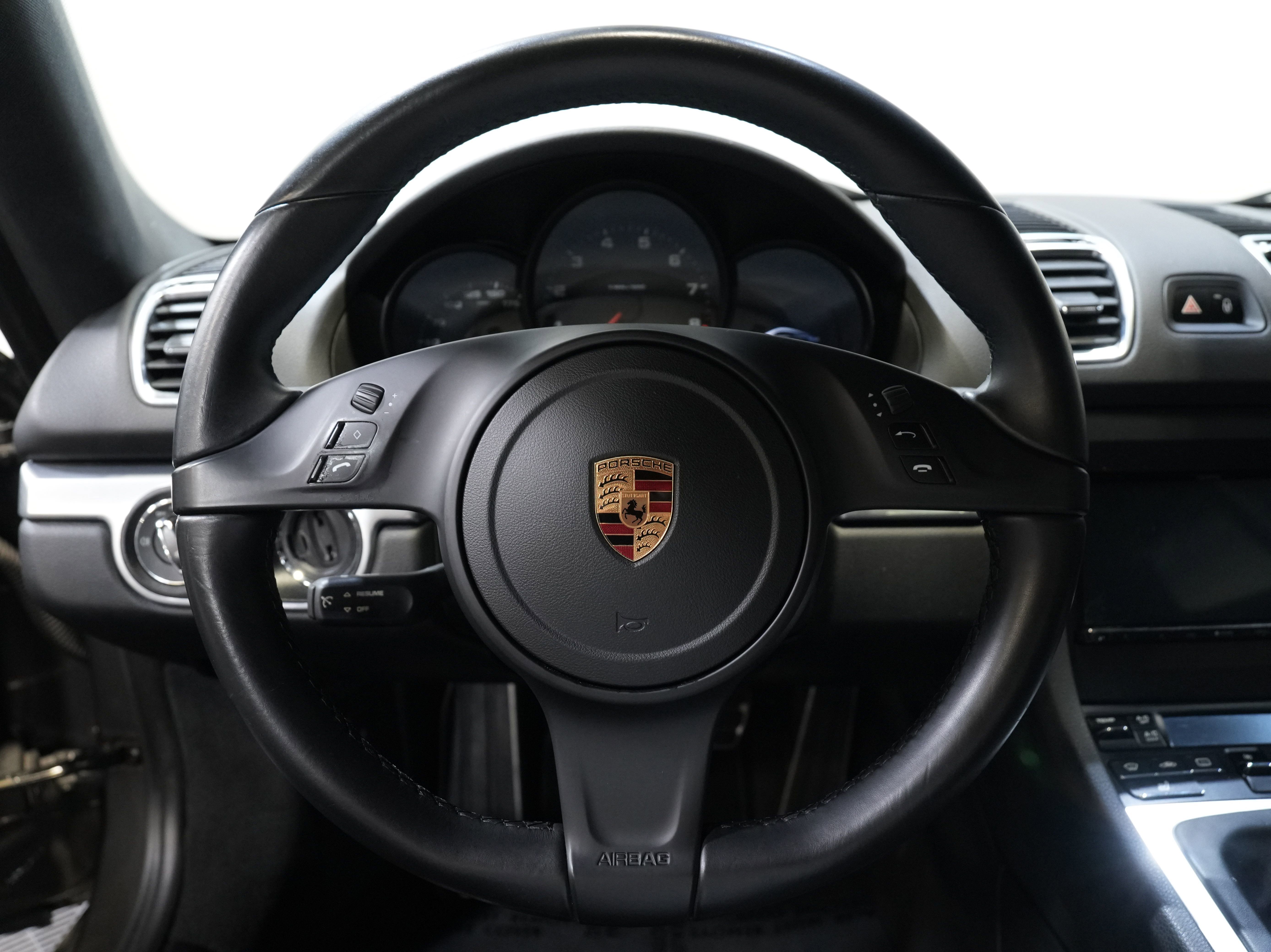 Used 2016 Porsche Cayman RWD image 31