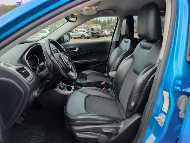 Used 2017 Jeep Compass Latitude image 13
