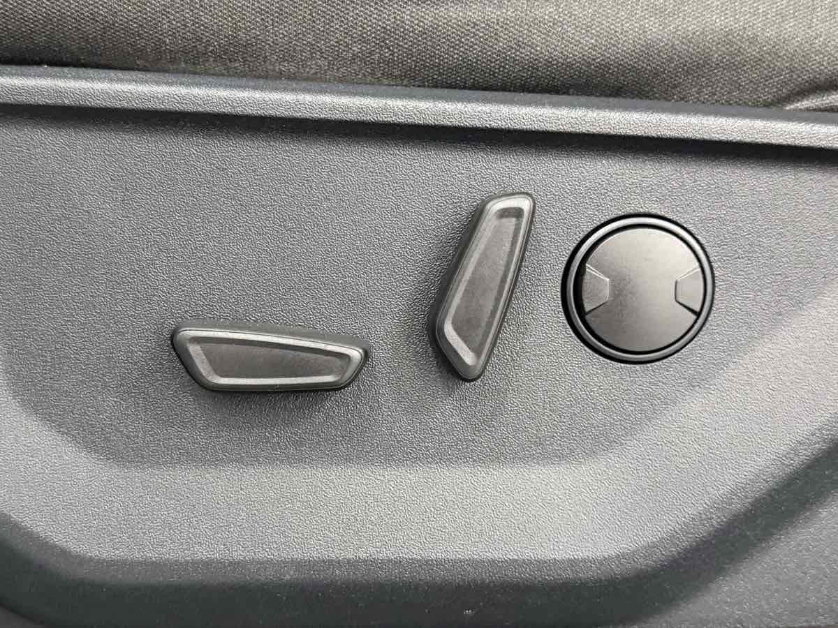 Used 2022 Ford F150 XLT w/ Equipment Group 302A High image 27