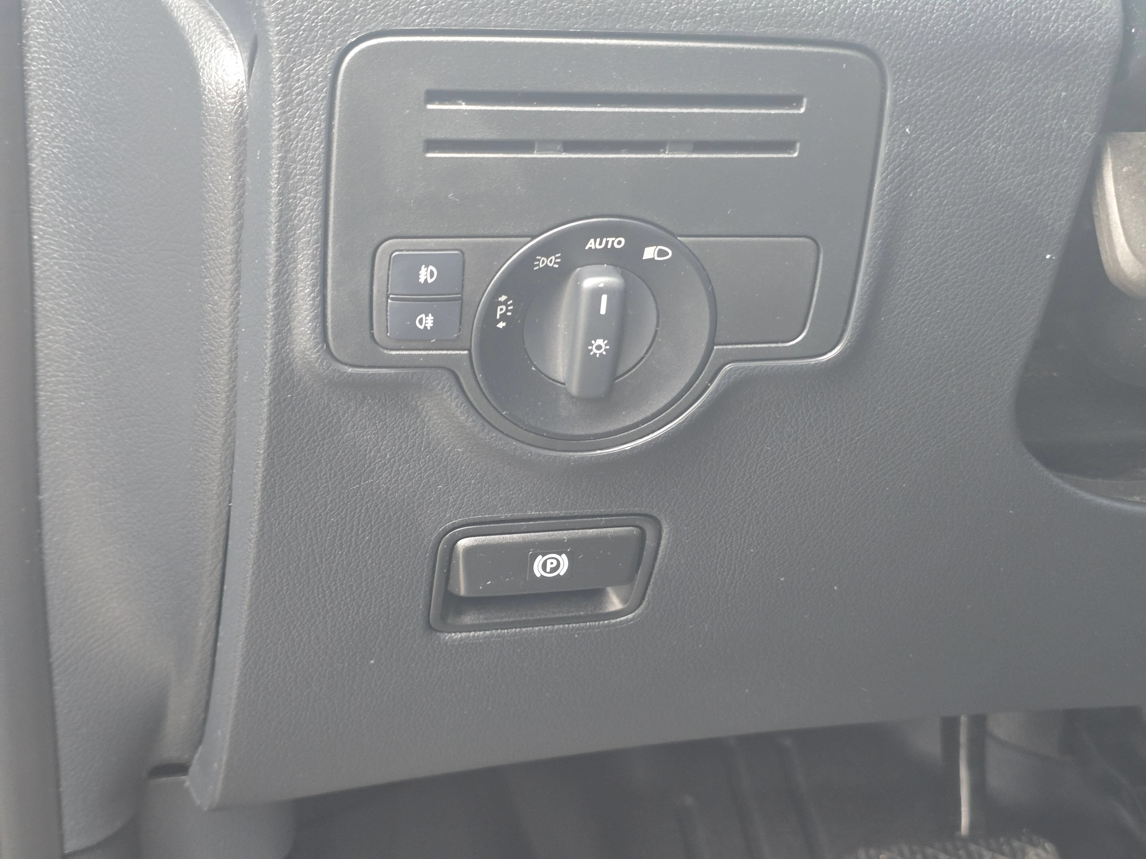 Used 2017 Mercedes-Benz Metris image 23