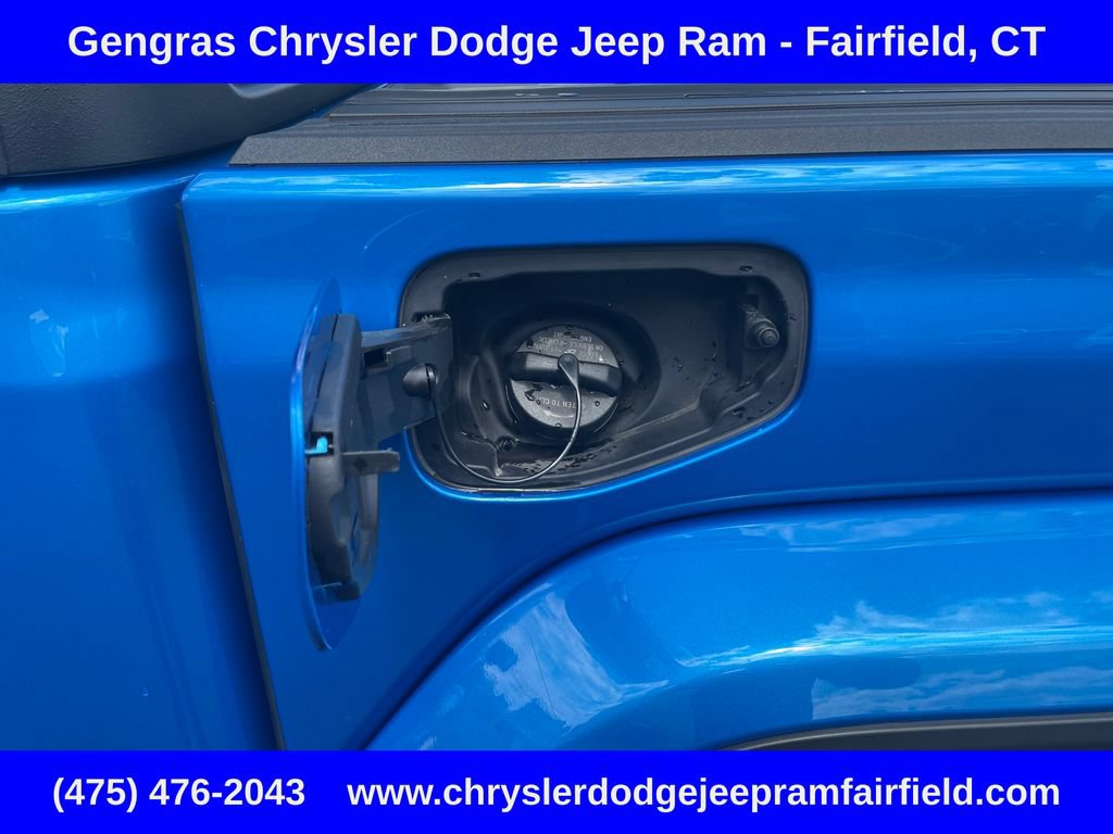 Certified 2025 Jeep Gladiator Sport AWD/4WD image 29