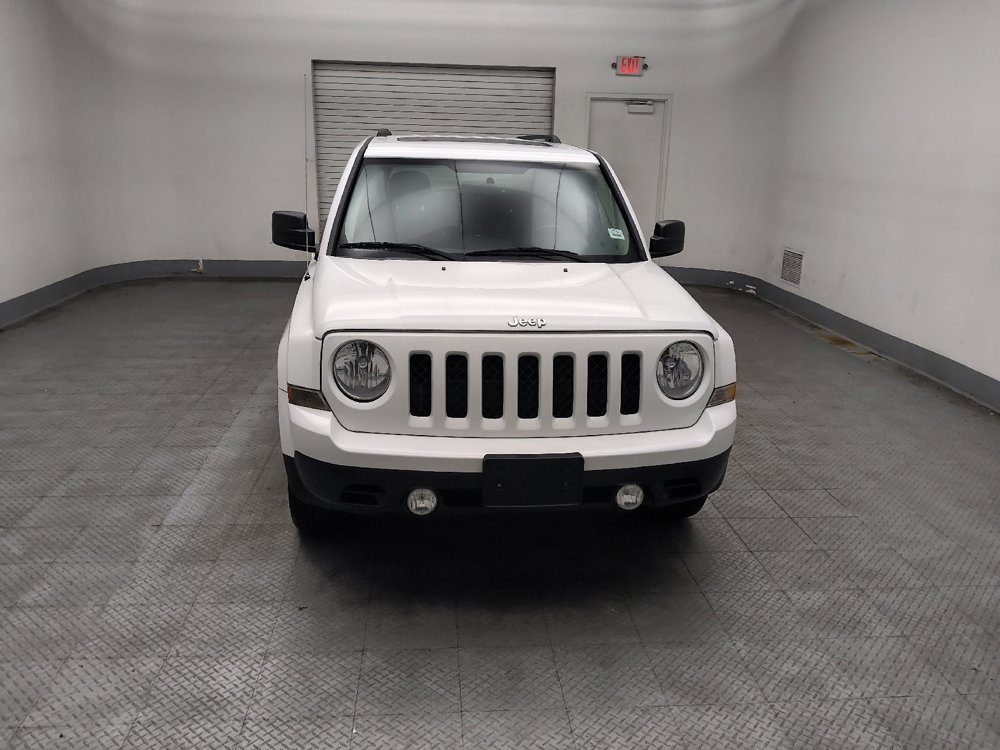 Used 2015 Jeep Patriot High Altitude FWD image 14