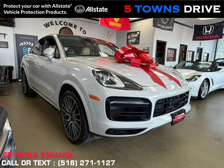 Used 2023 Porsche Cayenne Platinum Edition AWD/4WD image 1