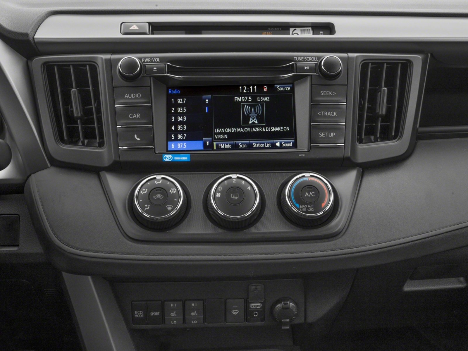 Used 2018 Toyota RAV4 LE w/ All Weather Liner Package image 10