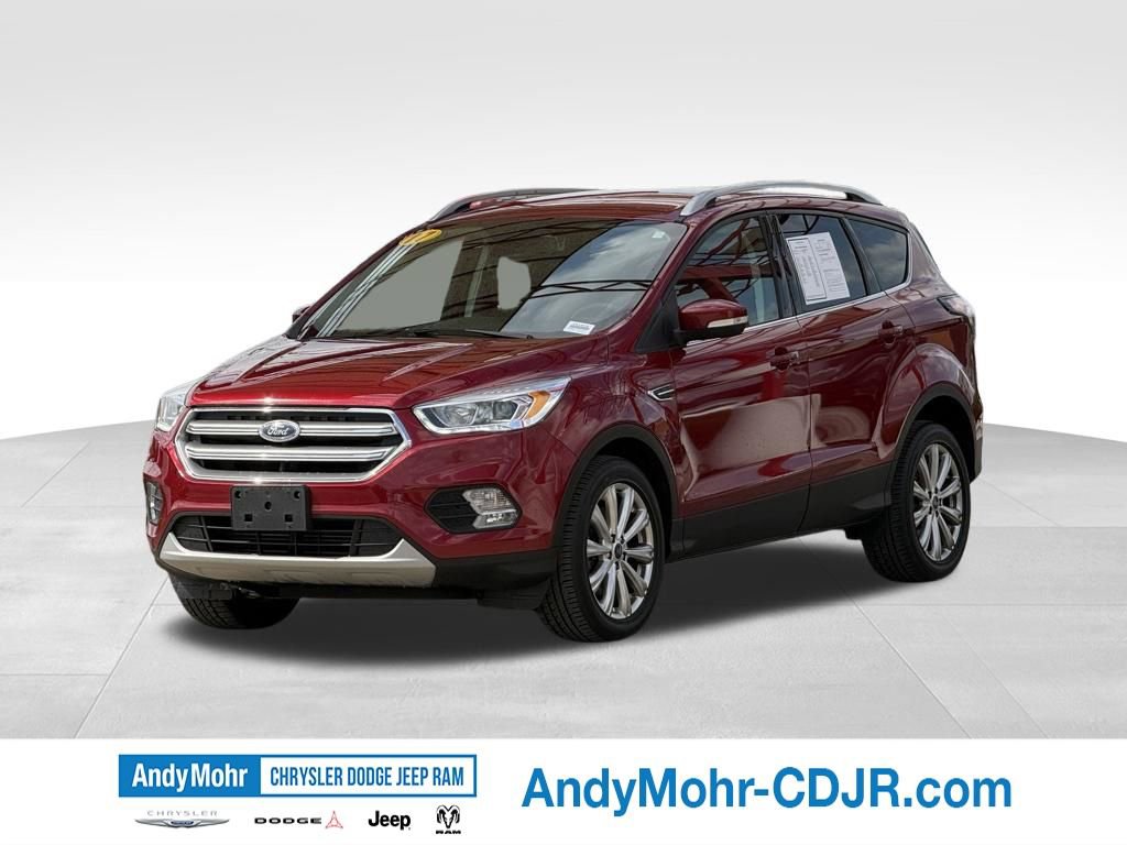 Used 2017 Ford Escape Titanium image 3