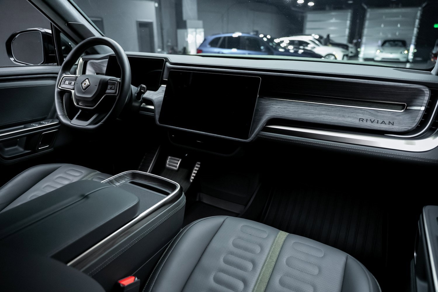 Used 2022 Rivian R1T Adventure image 52