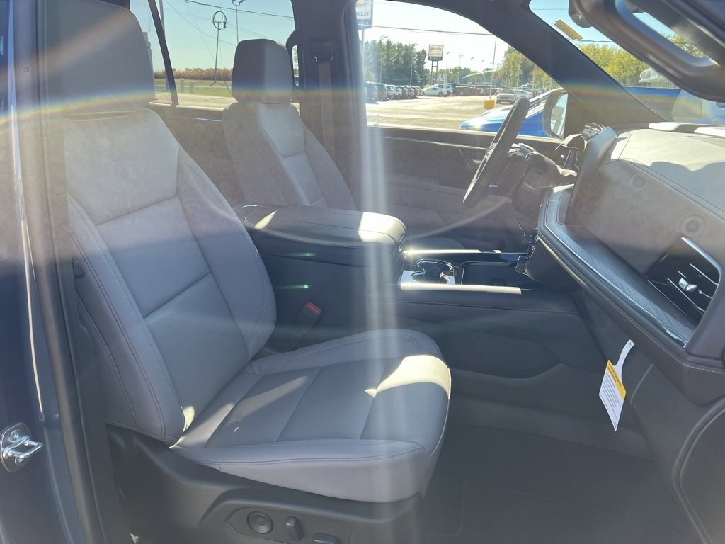 New 2026 Chevrolet Tahoe LT image 14