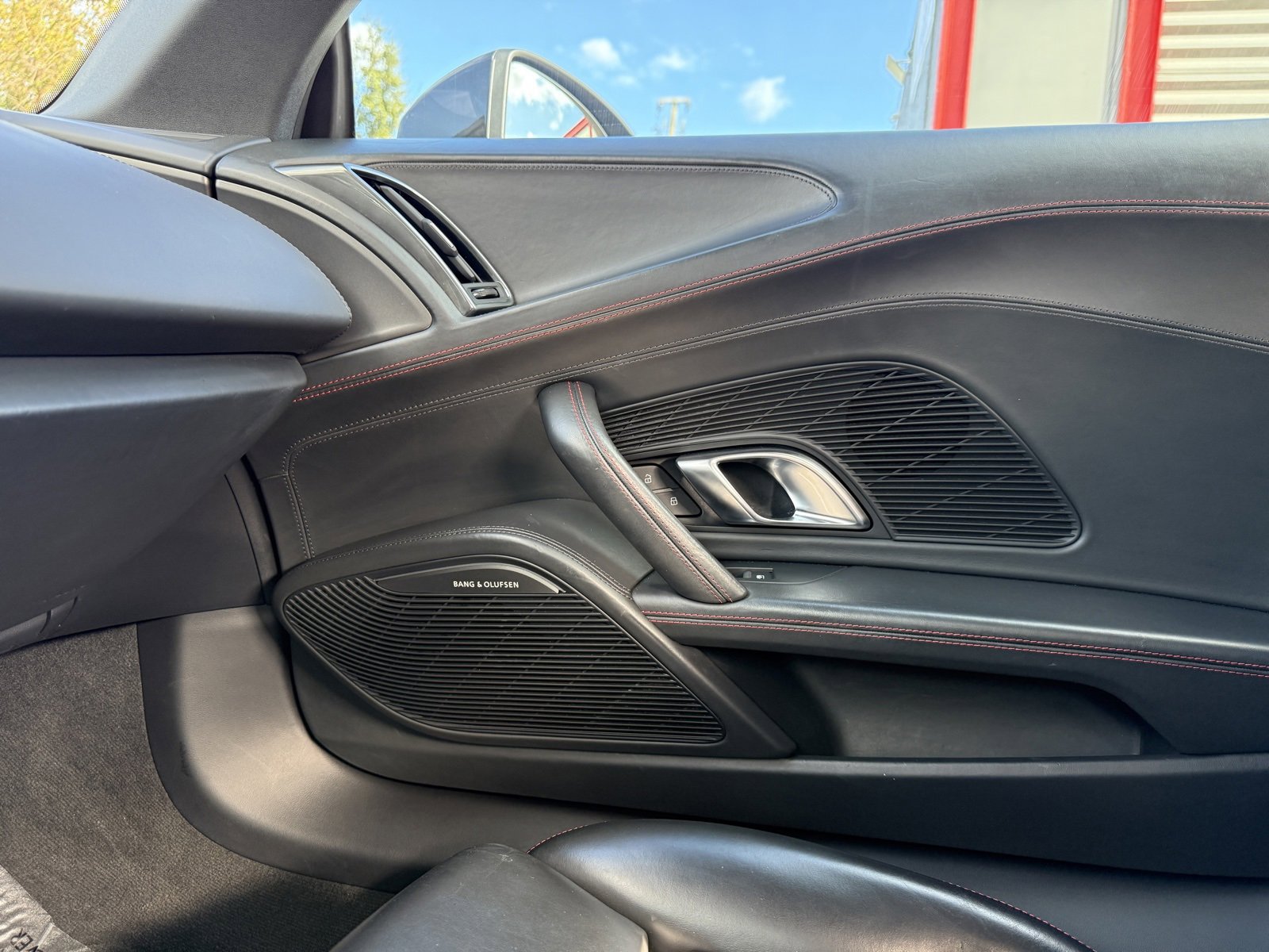 Used 2021 Audi R8 V10 image 25