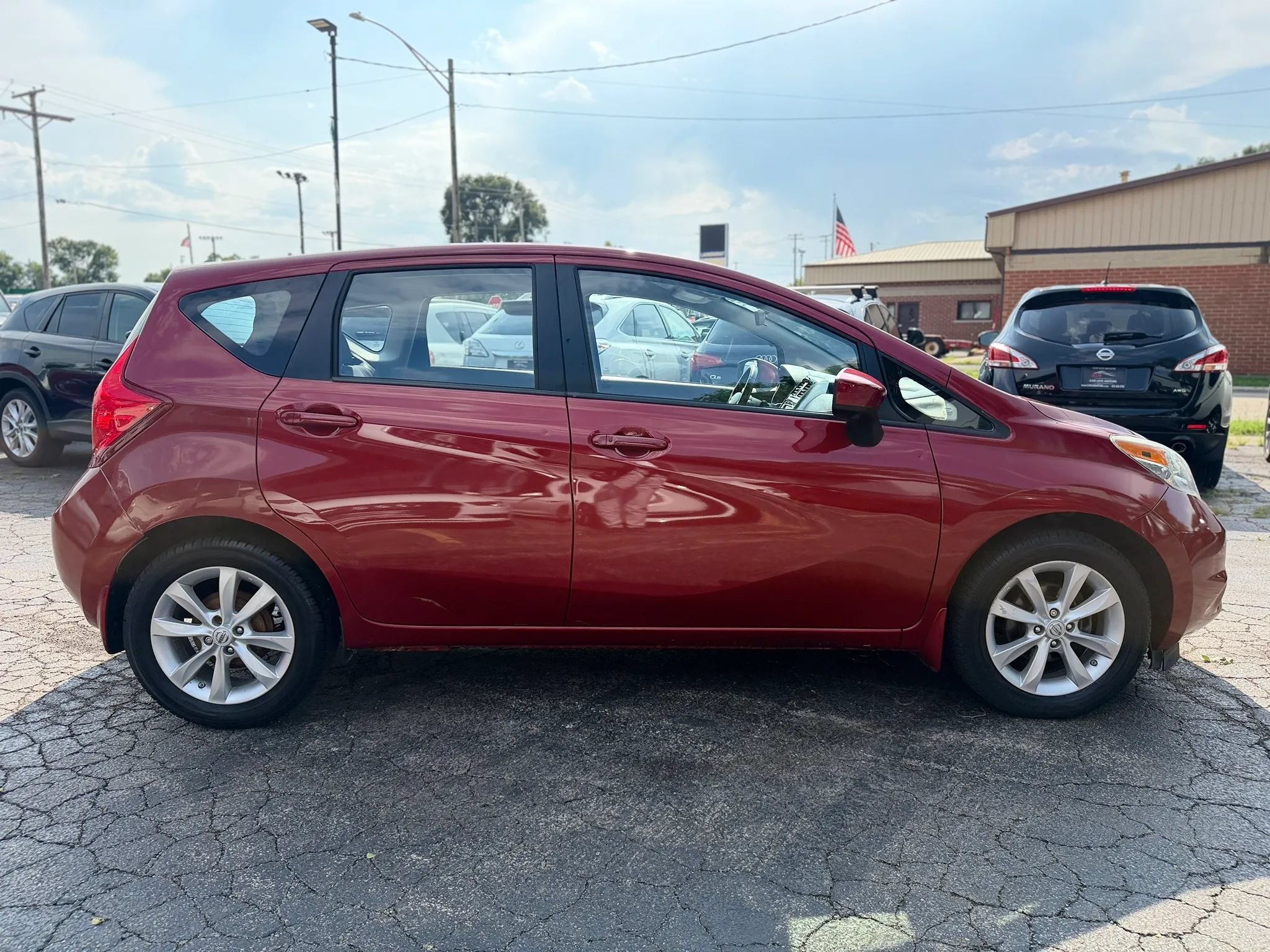 Used 2015 Nissan Versa Note FWD image 18