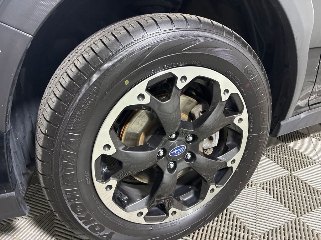 Certified 2022 Subaru Crosstrek 2.0i image 4