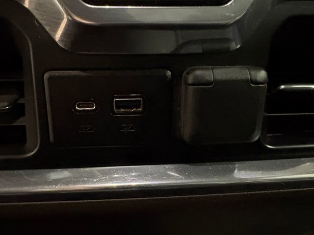 Used 2019 GMC Sierra 1500 SLT w/ SLT Premium Plus Package image 28