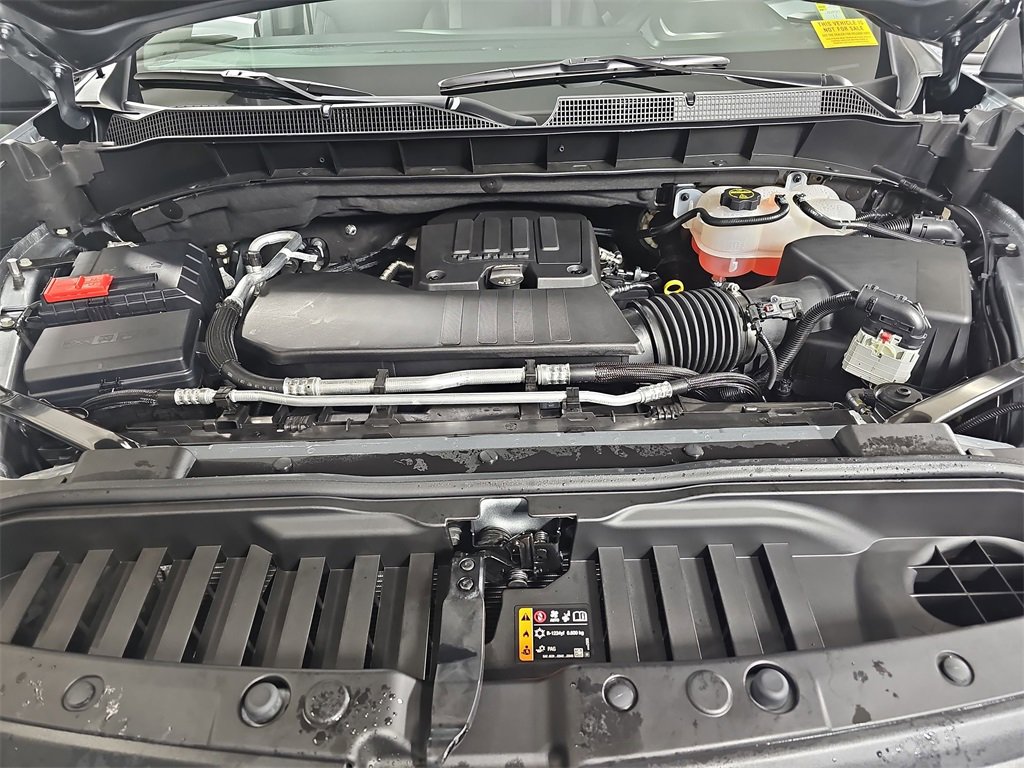 Certified 2025 Chevrolet Silverado 1500 LT image 33