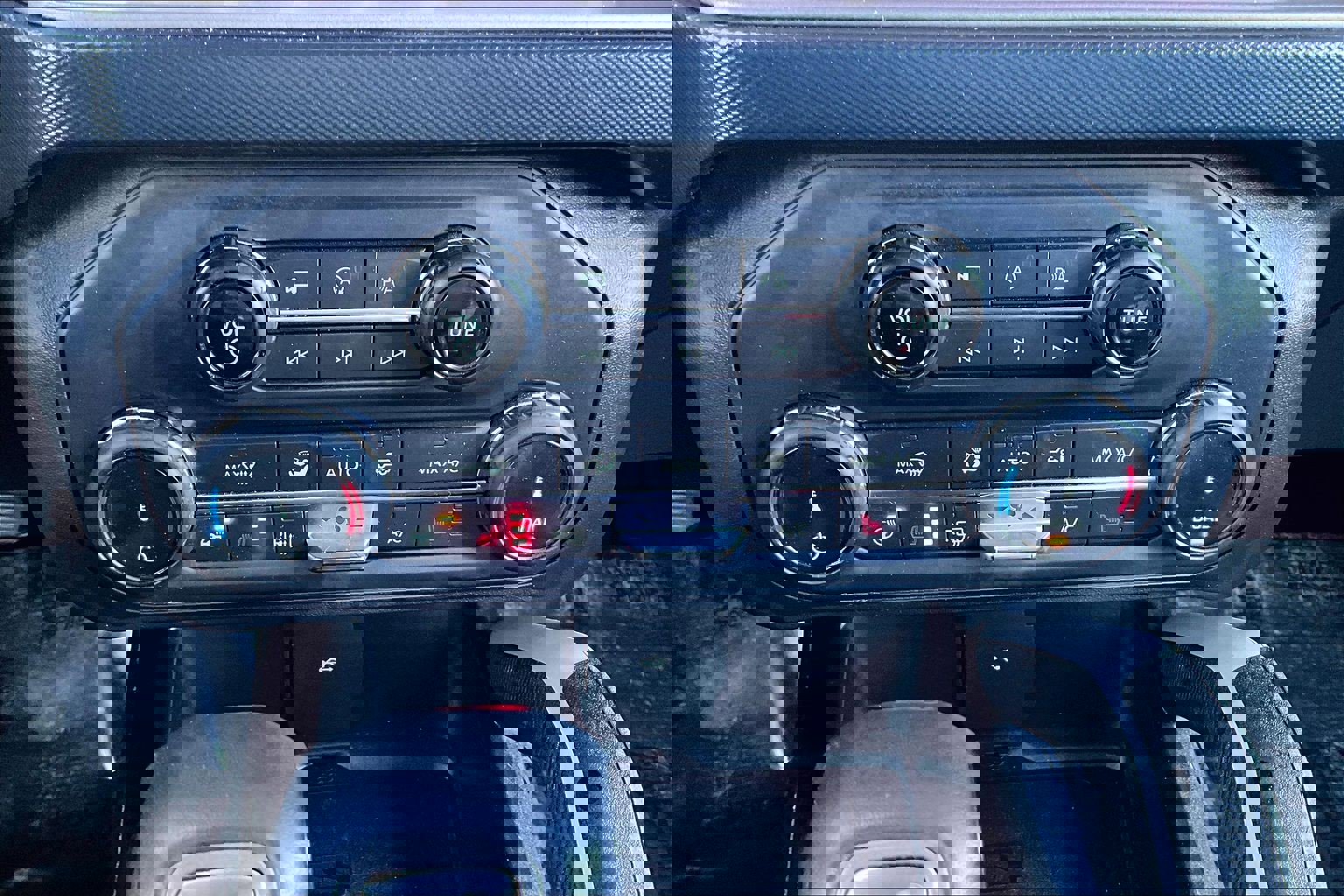 Used 2022 Ford Bronco Outer Banks w/ Sasquatch Package image 15